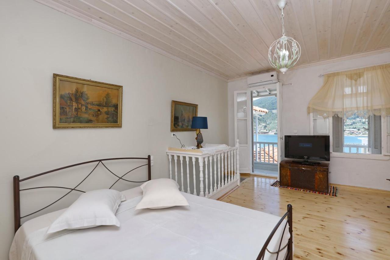 House Of Town Apartment